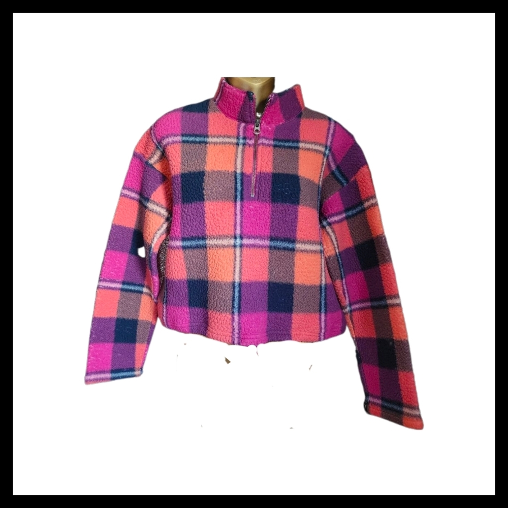 💕3/$15💕 Pink Plaid Quarter Zip Sherpa Jacket
